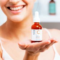SVR [C] Ampoule Anti-Ox koncentrēts izgaismojošs serums ar C vitamīnu 30 ml