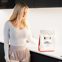 ICONFIT Whey Protein 80 ar vaniļas garšu pulveris 1kg