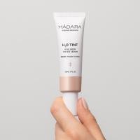 MADARA H2O tonējošs serums ar hialuronskābi, #2 MOON FLOWER 30ml