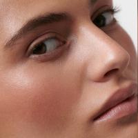 DR. HAUSCHKA Vaigu sārtums 02 Apricot 5g