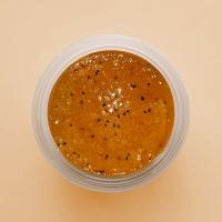 ORGANIC SHOP Tropical Marmalade pretcelulīta ķermeņa skrubis 450ml