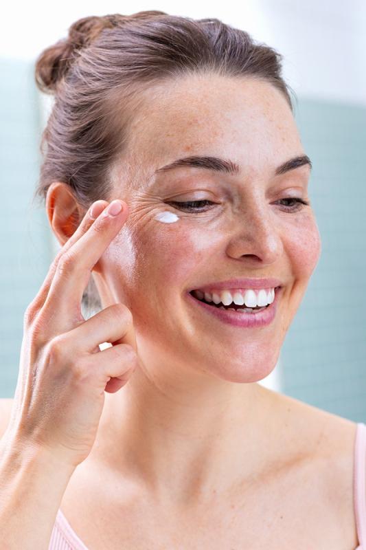 SVR Palpebral Crème By Topialyse nomierinošs krēms plakstiņiem 15 ml