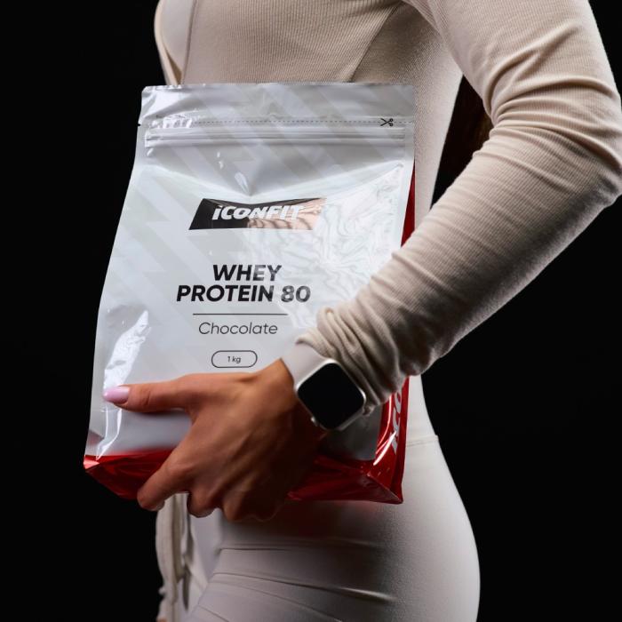 ICONFIT Whey Protein 80 ar šokolādes garšu pulveris 1kg