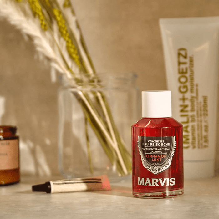 MARVIS Cinnamon Mint mutes skalojamais līdzeklis 120 ml