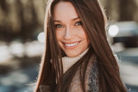 Vitamīni un minerālvielas ādas un matu skaistumam – konsultē farmaceite