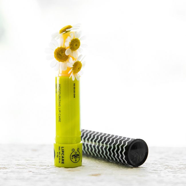 APIVITA lūpu zīmulis ar kumelītēm SPF15, 4.4 g