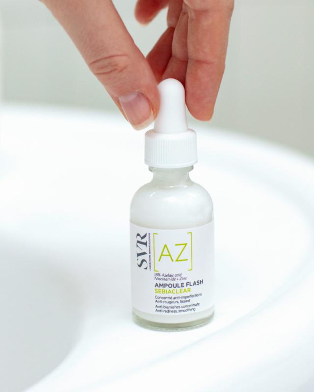 SVR Sebiaclear Ampoule [AZ] Flash koncentrēts sejas serums ar azelaīnskābi 30 ml