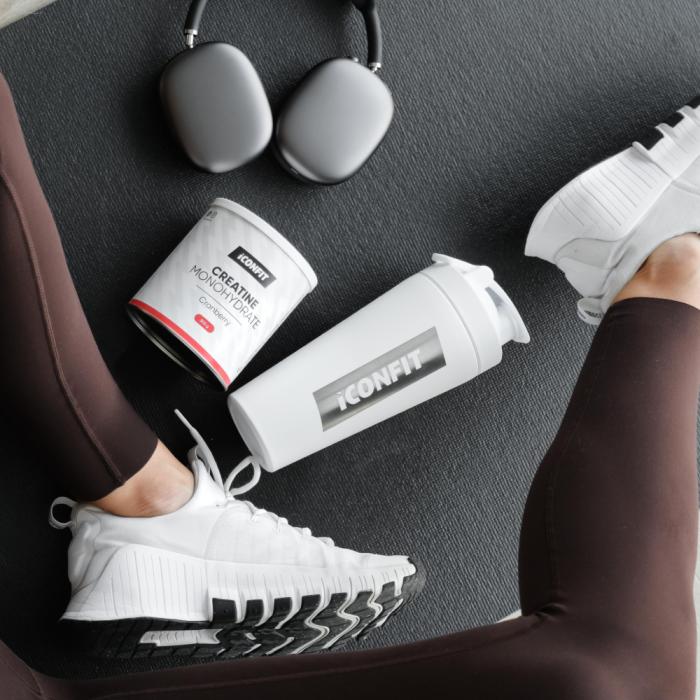 ICONFIT Mikronizēts Kreatīna Monohidrāts ar dzērveņu garšu, pulveris 300g