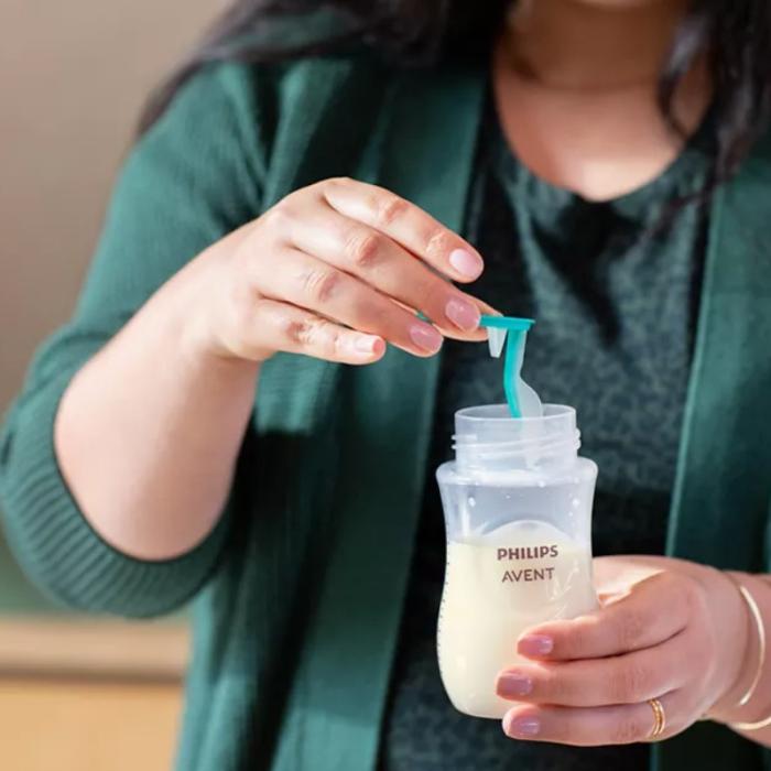 PHILIPS AVENT Natural Response pretkoliku pudelīte ar Airfree vārstu, 3-6m. 260ml