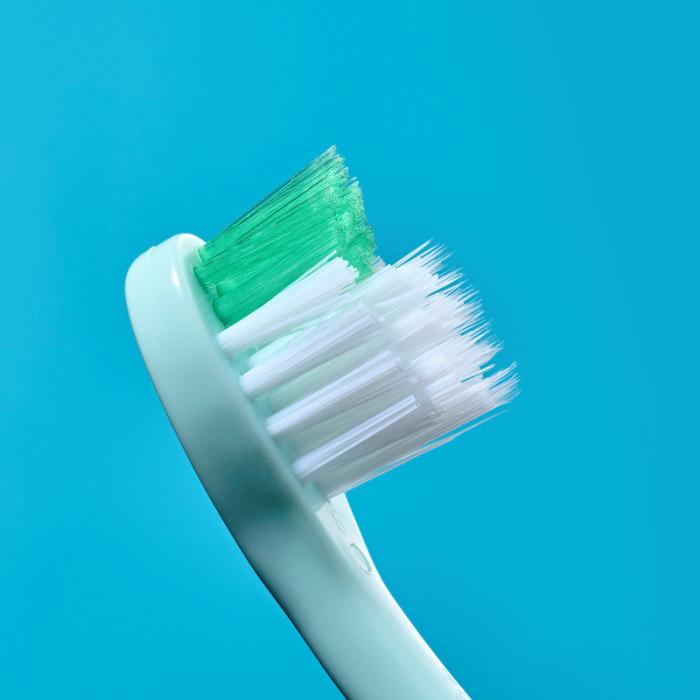 BRUSH-BABY Flossbrush zobu birste 0-3g. zila, zaļa N2