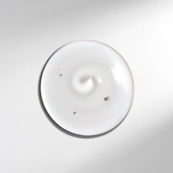 Wella Professionals Ultimate Smooth barojošs un nogludinošs šampūns 100ml