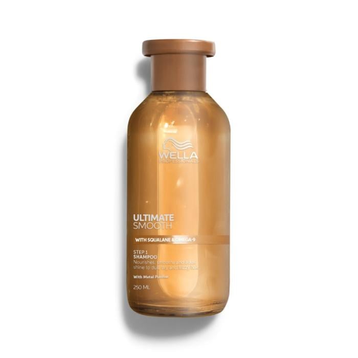 Wella Professionals Ultimate Smooth barojošs un nogludinošs šampūns 250ml