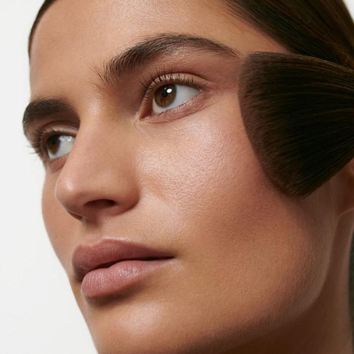 DR. HAUSCHKA Bronzējošais pūderis 01 Bronze 10g