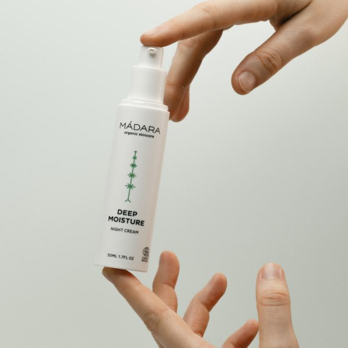 MADARA Deep Moisture mitrinošs nakts krēms 50ml