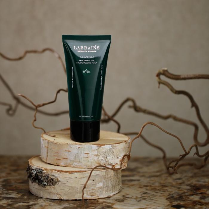 LABRAINS Skin Perfecting Intense pīlinga maska 50 ml