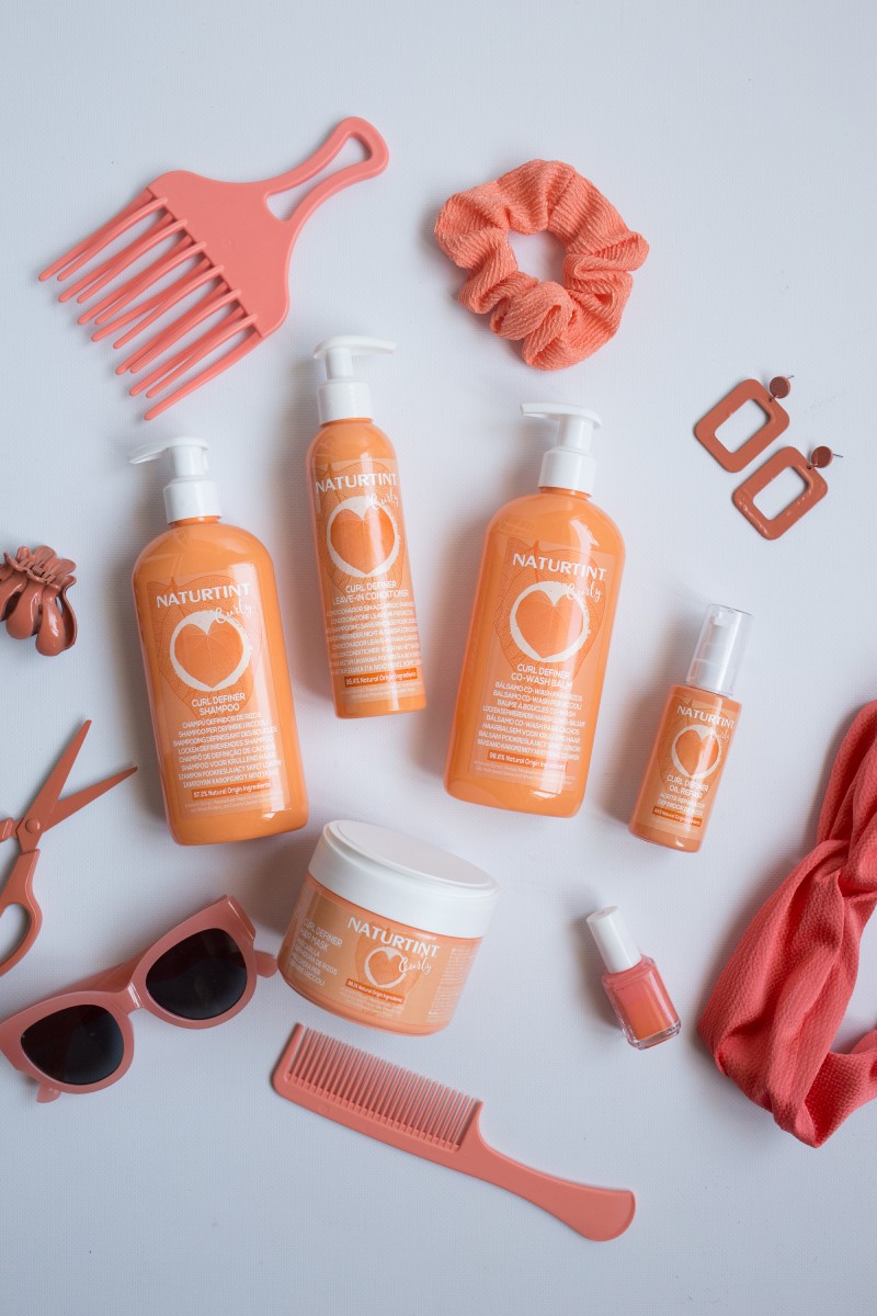 NATURTINT atjaunojoša matu eļļa cirtainiem matiem 50ml