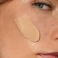 MADARA Skinonym pusmatēts tonālais krēms ar peptīdiem, #40 SAND 30ml